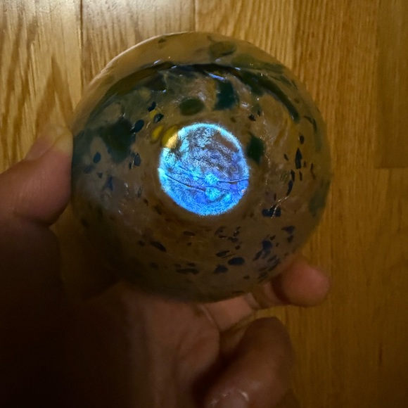 Handblown glass ornament/sun catcher w/hook to hang. Never displayed. - Picture 7 of 7